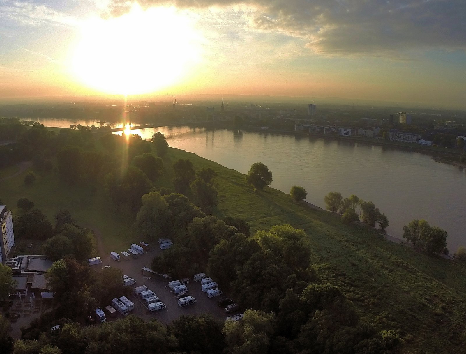 Reisemobilhafen Köln Galeriebild