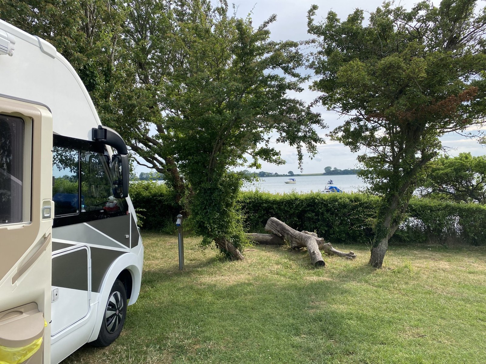 Ronaes Strand Camping