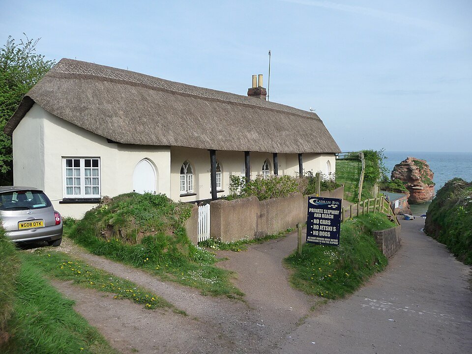 Ladram Bay Holiday Cottage